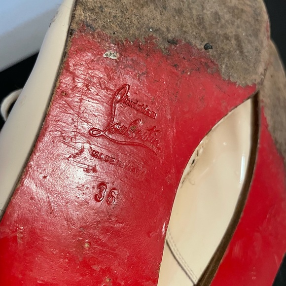 **SOLD** Christian Louboutin patent leather lace up shoe - Picture 5 of 6